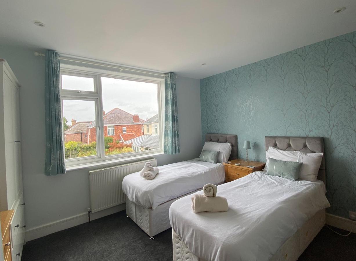 Charming 3 Bed House And Garden, Pet Friendly Bournemouth Exterior photo